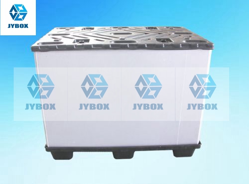 中空板圍板箱與普通圍板箱之間有什么區(qū)別?